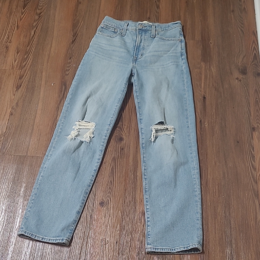 Madewell Light Blue Distressed Jeans used‎ good condition.